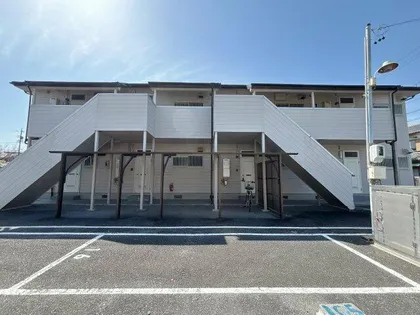 新美ハイツの画像