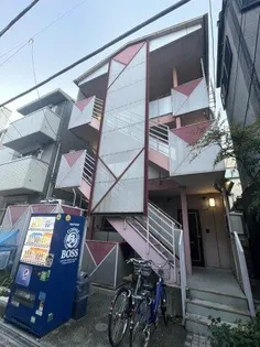 大阪府寝屋川市北大利町【マンション】の外観