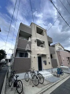 ルミエール シャルム江坂【2階】の外観