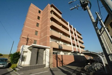 モントーレヒルズ東櫛原の画像