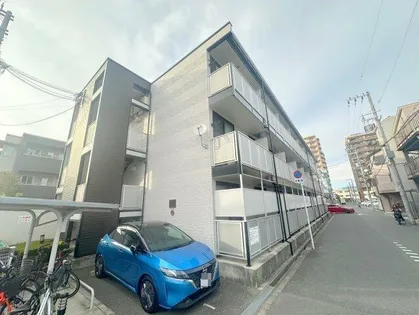 レオパレスフローレセア【3階】の外観