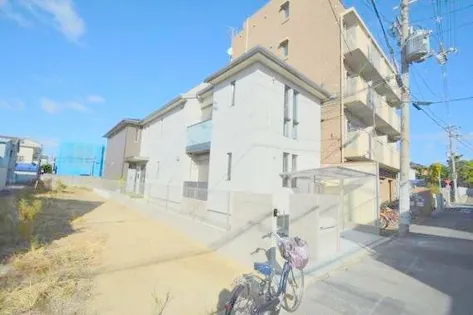 Charme Lacine【1階】の外観