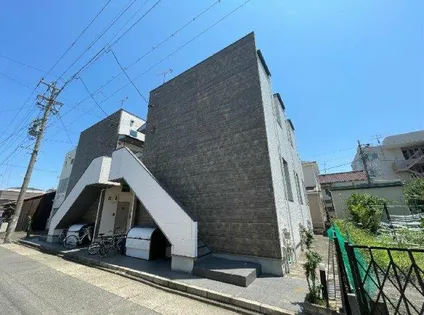 LA TACHE Ⅱ(ラターシュツー)【1階】の外観