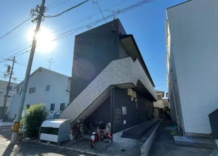 Celeste 五女子(セレステゴニョシ)【1階】の外観