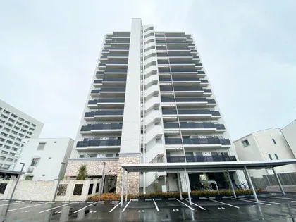 プレジオ帝塚山【3階】の外観