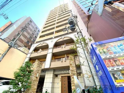 クラウンハイム北心斎橋フラワーコート【3階】の外観