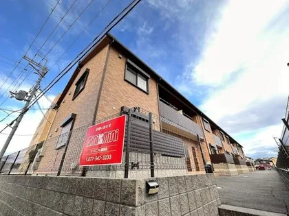 メイプルヒル【2階】の外観