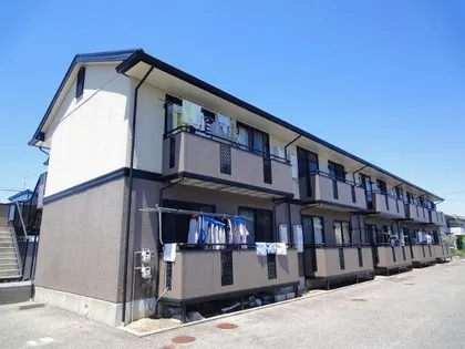 滋賀県守山市二町町【アパート】の外観