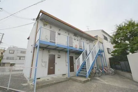 エステートピアナカショク【2階】の外観