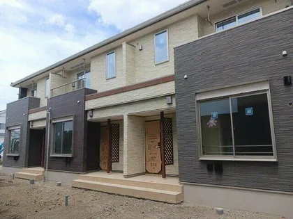 サク・ラ ワン【1階】の外観