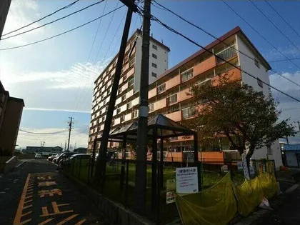 小橋方コーポラスA棟の画像