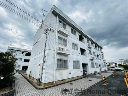 シャイニング参番館の画像