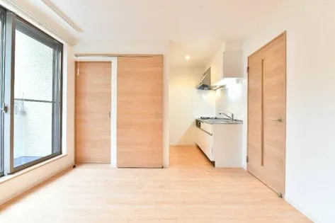 GRANDTIC MIRAI【2階】の居間