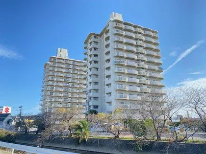 手柄コーポ1号館【9D号室】の外観