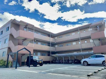 ファミーユ網干の画像