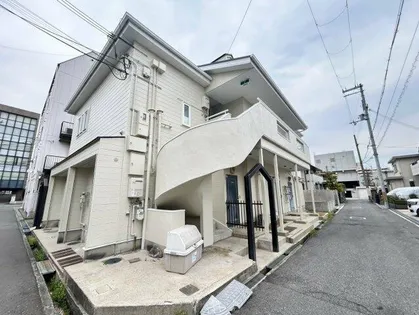 ラ・ルーチェ【2階】の外観