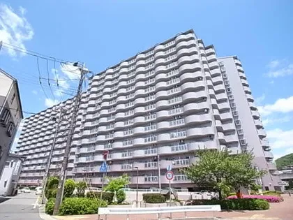 シャンテ川西の画像