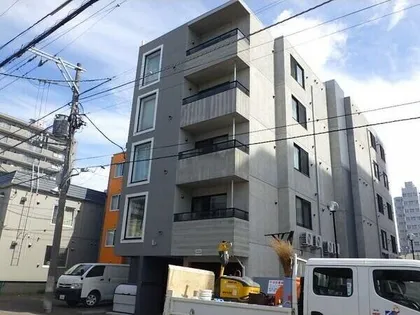 シティレジデンス南8条【2階】の外観