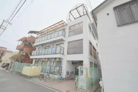 フューチャー21【1階】の外観