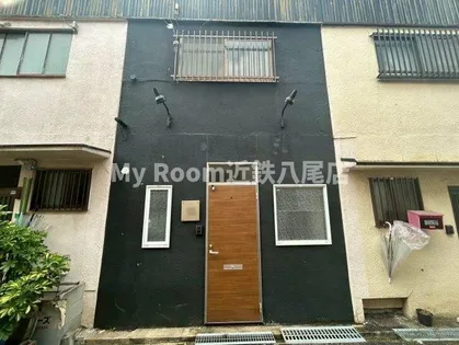 大阪府八尾市西山本町6丁目【テラスハウス】の外観