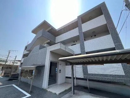 リバティー中曽根の画像