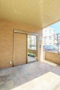 プレジオ荒江【3階】の玄関