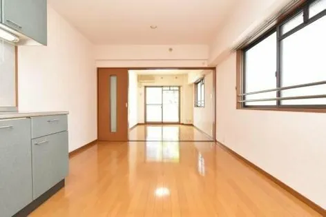 プレジオ荒江【3階】の居間