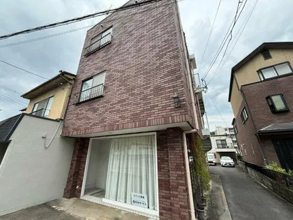 鹿ヶ谷マンションの画像