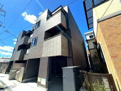 エヌエムキャトフヴァントゥレーズノース【3階】の外観