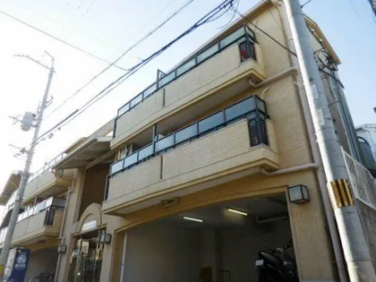 コレクション塚口本町【3階】の外観