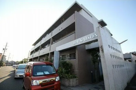 ラ セゾンの画像