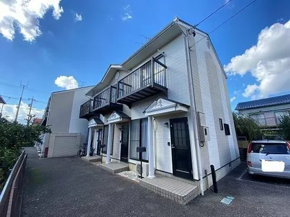 愛知県春日井市六軒屋町4丁目【テラスハウス】の外観