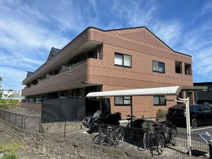 ラ・エレガンス77【2階】の外観