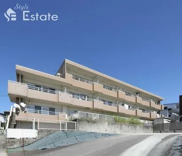 愛知県名古屋市天白区鴻の巣2丁目【マンション】の外観