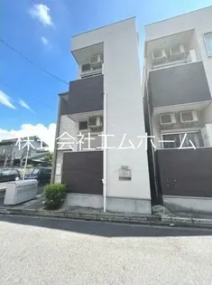 ラピスラズリ【2階】の外観