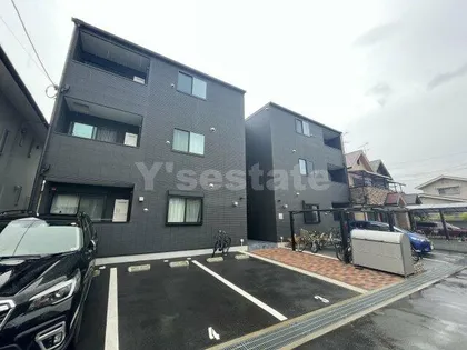 リビングライフ八尾山本【2階】の外観