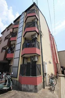 ラコート滝谷【1階】の外観