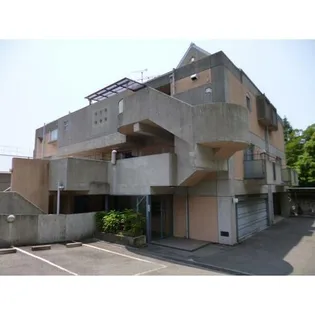 クレストコートの画像
