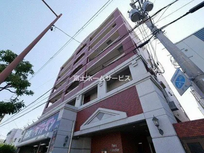 Reis Handler【3階】の外観