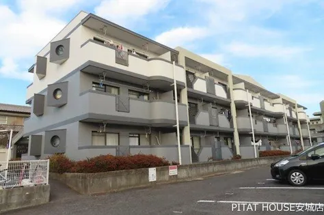 フレスコ ファーストの画像
