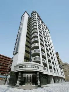 ロイヤルマジェスティ【11階】の外観