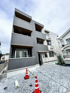 大阪府吹田市泉町5丁目【アパート】の外観