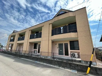 シャローム【1階】の外観