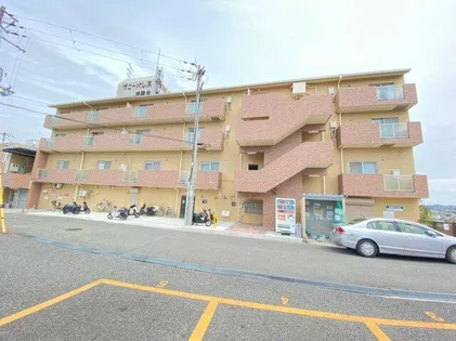 サニーパレス神陵台【3階】の外観