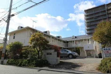 学園カリス【1階】の外観