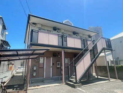 ドルフィン【1階】の外観