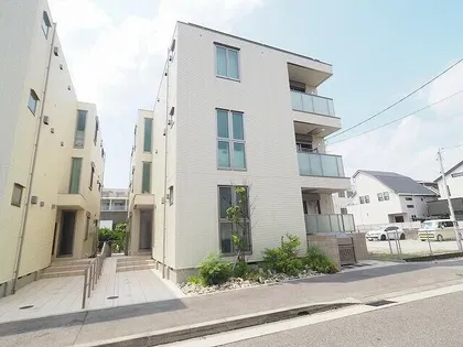 ヘーベルメゾン小松北町の画像