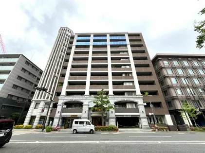 アールヴェール河原町二条【8階】の外観