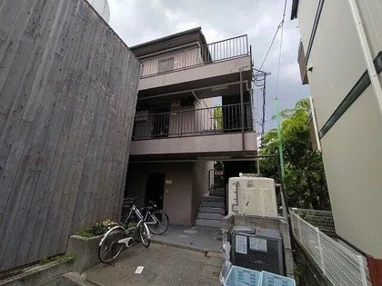 大阪府箕面市瀬川4丁目【マンション】の外観