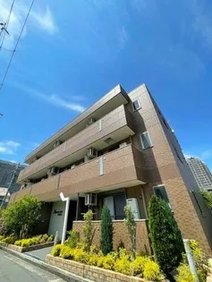 アヴァンス エバー 中三国ヶ丘【1階】の外観